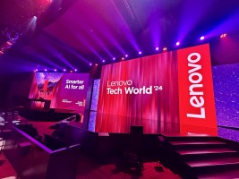 Lenovo     AI       Tech World